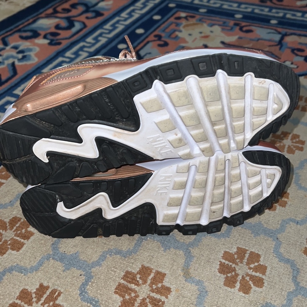 Custom Rhinestoned Rose Gold Nike Air Max Sneaker’s - Picture 4 of 6